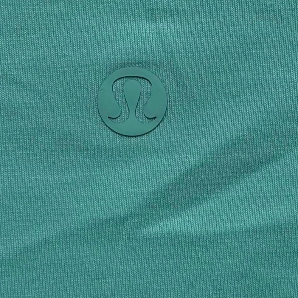 lululemon athletica Green Tunic T-Shirt Long Sleeve Scoop Neck Stretch 12